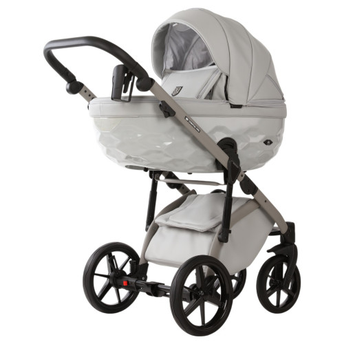 Коляска Adamex Chantal Pro Natura 2 в 1 - CN-9-MOON