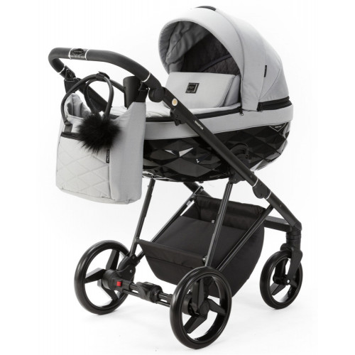 Детская коляска Adamex Quantum 3 в 1 Q-TK83 TIP (СВ.СЕРЫЙ)
