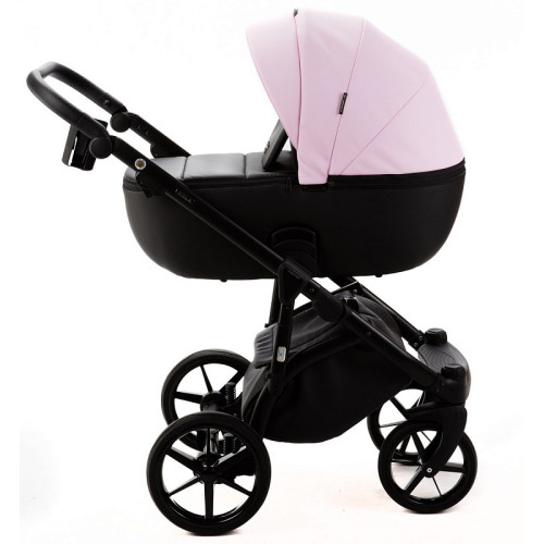 Детская коляска Adamex Nola Deluxe 3 в 1 N-SD101 (РОЗОВ.ЗЕФИР КОЖА + ЧЕРН. КОЖА)