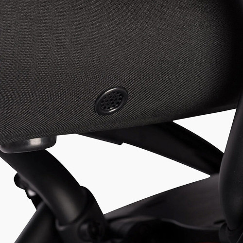Коляска для новорожденных Stokke YOYO3 Newborn Shell 0+ рама чёрная Black Olive
