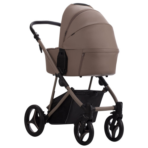 Коляска PELPASSO PRO 2в1 (Bebetto) (Pro 04 Kaszmir (св.бежевая кожа))