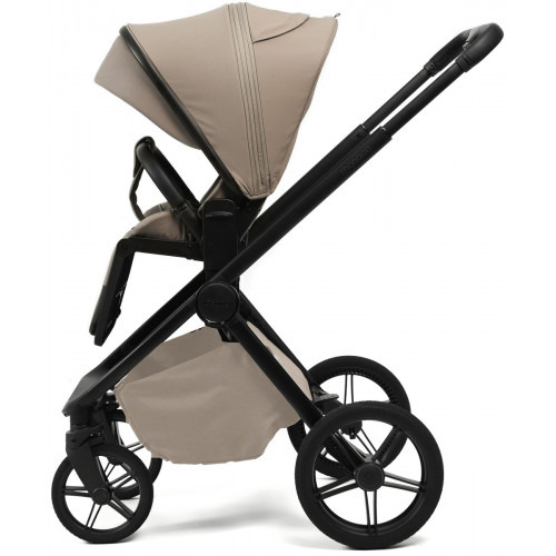 Детская коляска Peppy Monaco Plus 2 в 1 Sandstone (песочный), рама черная