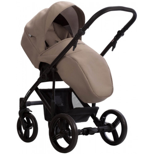 Детская коляска Bebetto Magnum Light 3 в 1 с автокреслом Avionaut Cosmo 01 бежевый