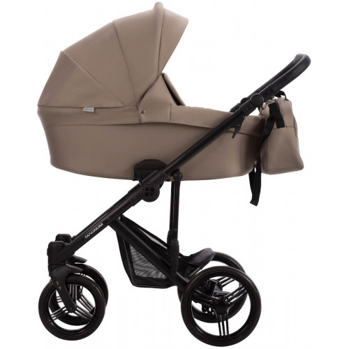 Детская коляска Bebetto Magnum Light 3 в 1 с автокреслом Avionaut Cosmo 01 бежевый