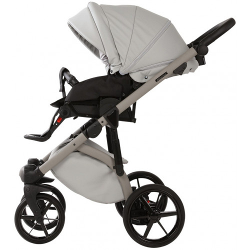 Детская коляска Adamex Chantal Pro Natura 3 в 1 CN-9-MOON (СВ. СЕРАЯ КОЖА)