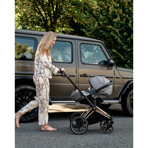 Коляска 3 в 1 Cybex Priam IV Rosegold complete и автокресло Cloud T i-Size Mirage Grey Plus Cozy Beige