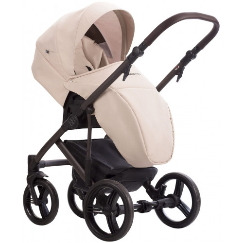 Детская коляска Bebetto Magnum Light 3 в 1 с автокреслом Avionaut Cosmo 21 св.бежевый. коричневая рама