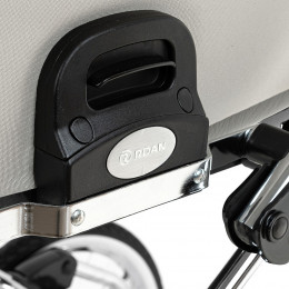 Детская коляска Roan Bass Next Classic d14 2.0 3 в 1 с автокреслом Pituso Santiso Pro Black BSNC/94/2 Marzipan/Black/руч.Cappuccino
