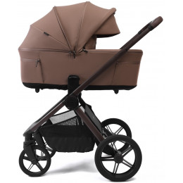 Детская коляска Peppy Soho 3 в 1 с автокреслом Jet Beige Cappuccino (капучино) рама шоколад