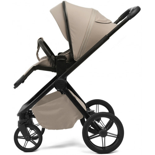 Детская коляска Peppy Monaco Plus 3 в 1 с автокреслом Welldon Crown 2 Beige Sandstone (песочный), рама черная