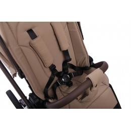 Детская коляска Peppy Soho 4 в 1 с автокреслом Verona Brown и базой Sand (песочный) рама шоколад