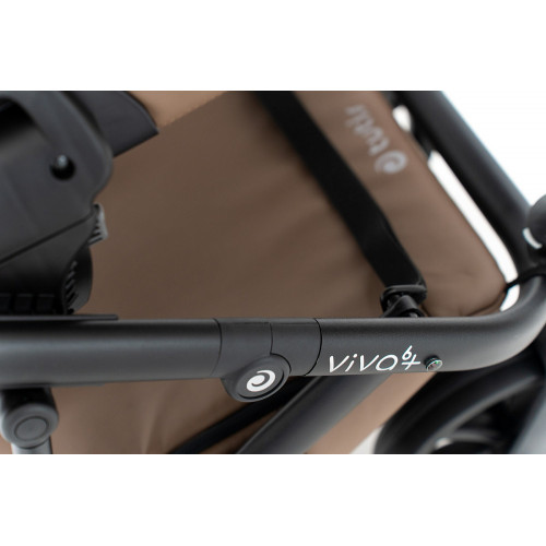 Детская коляска Tutis Viva 6 Plus Essential 4 в 1 с автокреслом Beno Black и базой 1612050 Pine