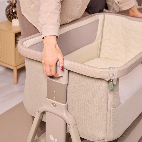 Колыбель приставная Tutti Bambini CoZee Air 2 с колесами Soft Walnut/Cocoa