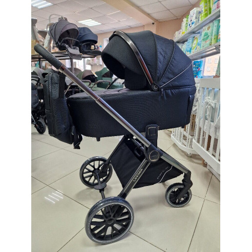 Коляска модульная 3 в 1 Luxmom 888 черный